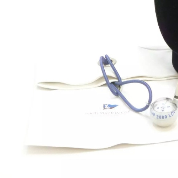 Authentic LOUIS VUITTON LV Cup 2000 compass n bag - Picture 2 of 4